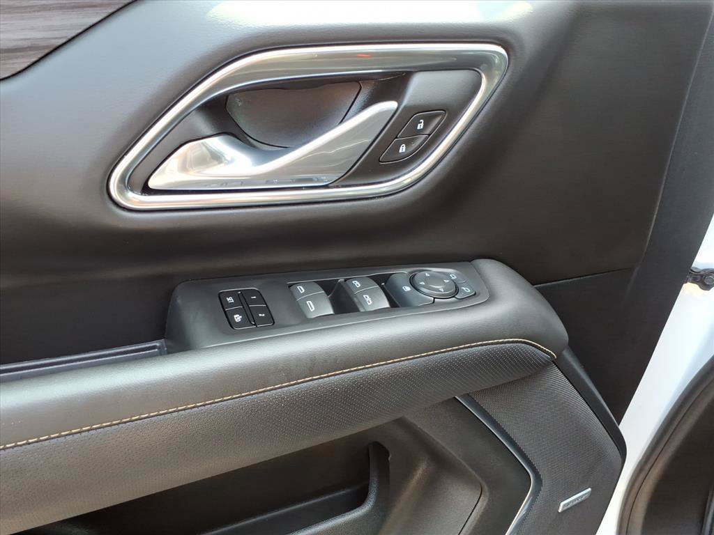 Used 2024 GMC Yukon SLT AWD/4WD image 21