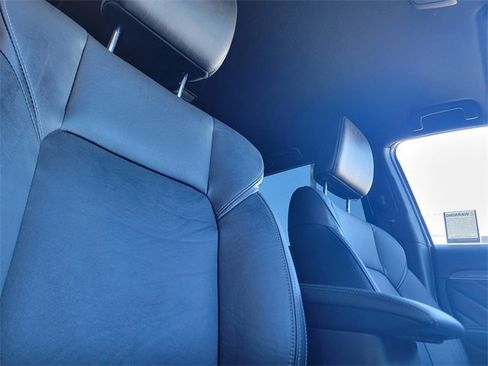 Used 2019 Mitsubishi Outlander 4WD Plug-In Hybrid image 18