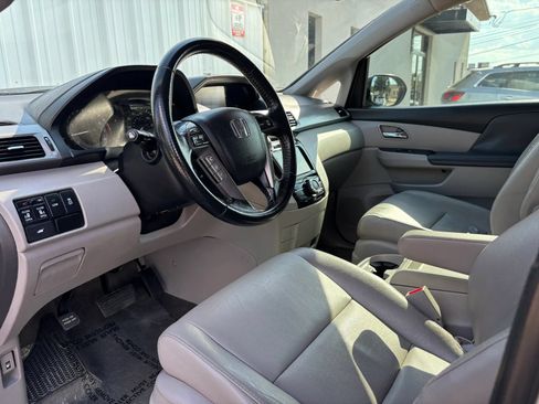 Used 2015 Honda Odyssey EX-L image 12