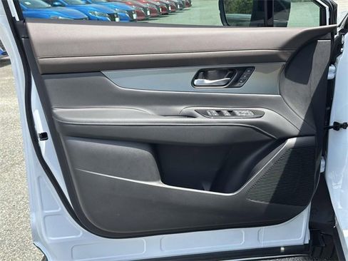 New 2025 Nissan Murano Platinum w/ Cargo Package image 14