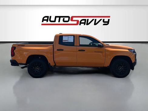 Used 2025 Chevrolet Colorado W/T w/ WT Custom Package RWD image 8