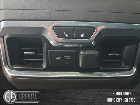 Used 2020 GMC Sierra 1500 Denali w/ Denali Ultimate Package AWD/4WD image 38