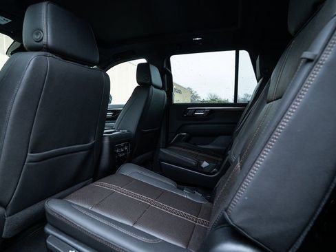 New 2026 Chevrolet Tahoe High Country image 37