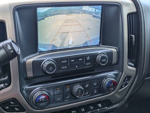 Used 2018 GMC Sierra 2500 Denali w/ Duramax Plus Package AWD/4WD image 20