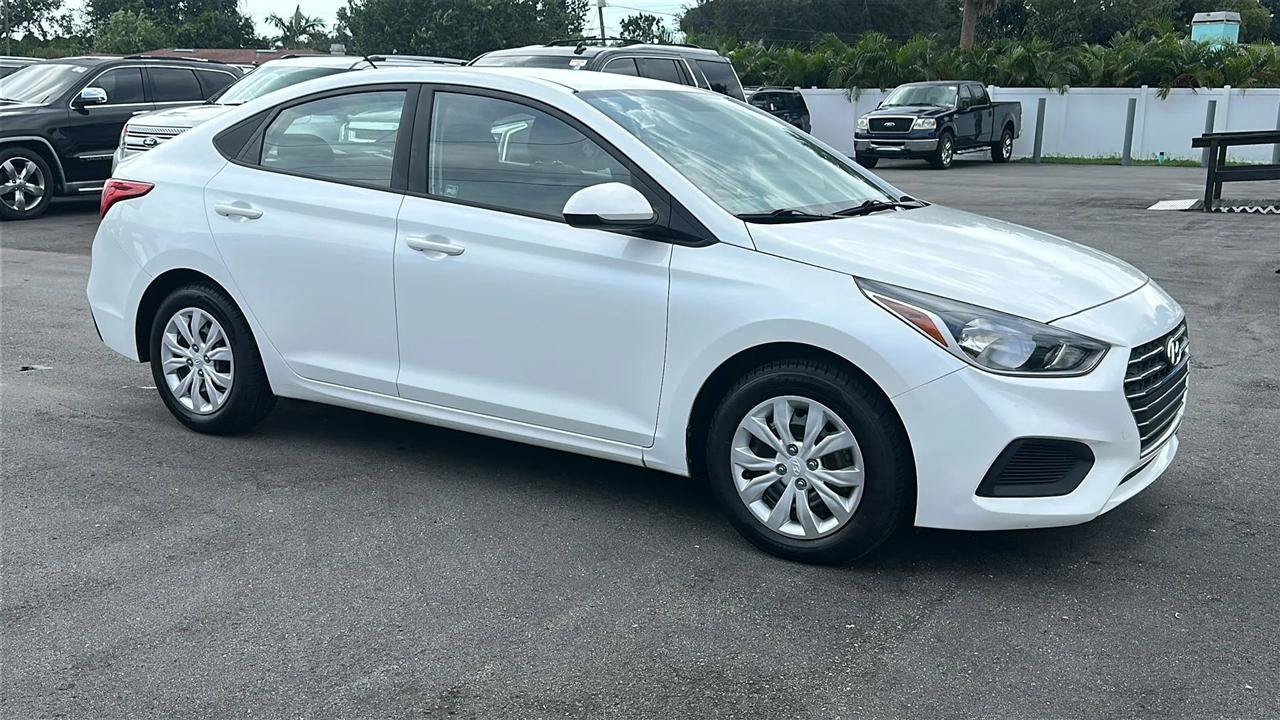 Used 2020 Hyundai Accent SE FWD image 6