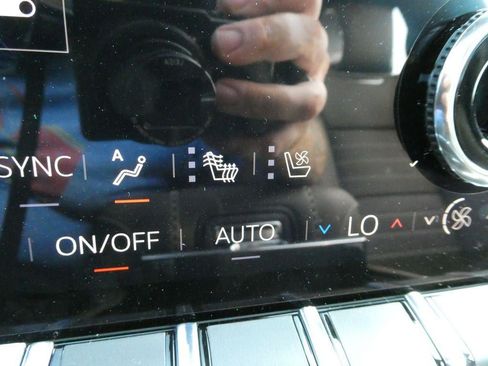 New 2026 GMC Yukon XL Denali Ultimate AWD/4WD image 30