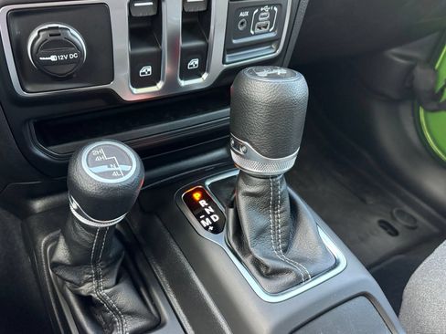 Used 2026 Jeep Wrangler Sport AWD/4WD image 26