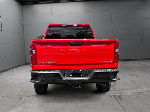 New 2026 Chevrolet Silverado 2500 Custom w/ Custom Value Package AWD/4WD image 4