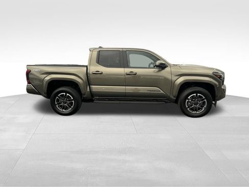 Used 2024 Toyota Tacoma TRD Sport image 8