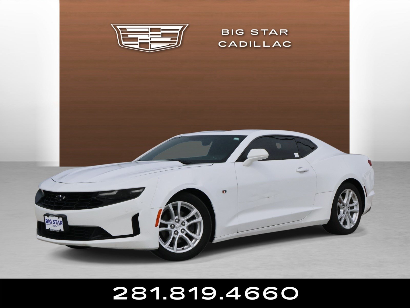 Used 2020 Chevrolet Camaro LT w/ Technology Package RWD image 1