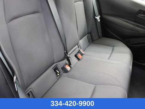 Used 2025 Toyota Corolla LE w/ Convenience Package image 18