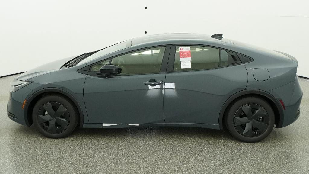 New 2026 Toyota Prius LE FWD image 6