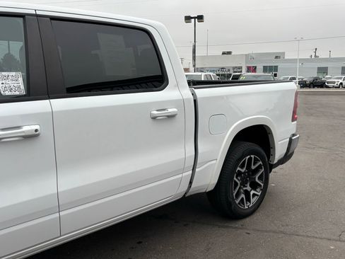 Used 2025 RAM 1500 Laramie AWD/4WD image 7