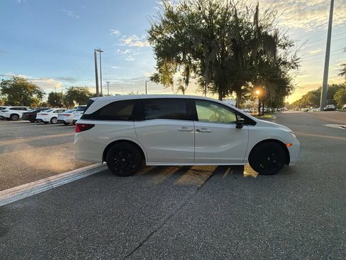 Used 2025 Honda Odyssey Sport-L image 4