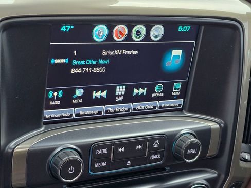 Used 2018 Chevrolet Silverado 1500 High Country image 40