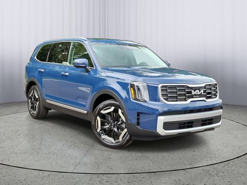 Used 2025 Kia Telluride S AWD/4WD image 1