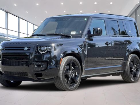 Used 2022 Land Rover Defender 110 X-Dynamic HSE AWD/4WD image 8