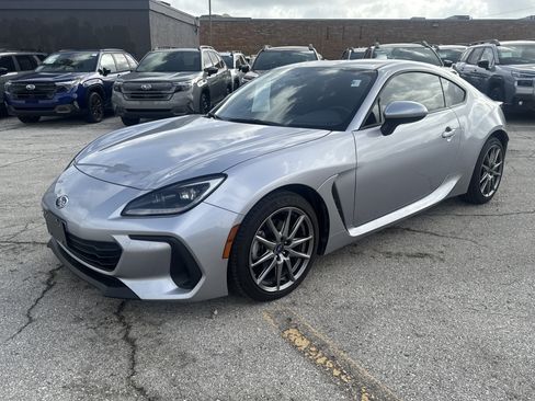 Used 2025 Subaru BRZ Premium RWD image 7