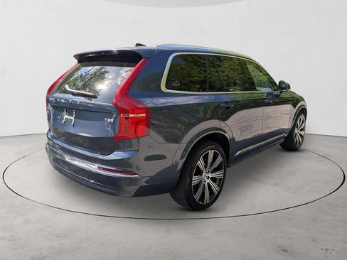 Certified 2025 Volvo XC90 T8 Plus w/ Protection Package Premier AWD/4WD image 5
