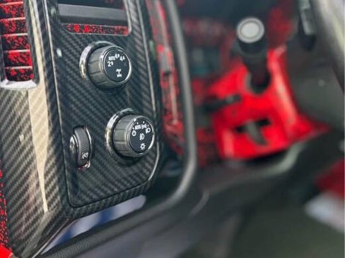 Used 2018 Chevrolet Silverado 1500 LT w/ All Star Edition image 13