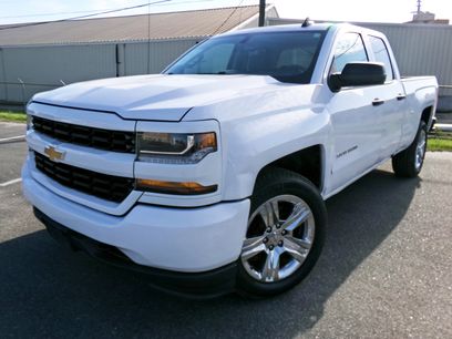 Used 2017 Chevrolet Silverado 1500 Custom w/ Custom Convenience Package