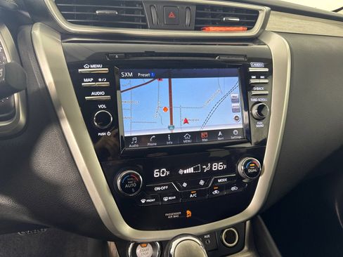 Used 2018 Nissan Murano SV image 15