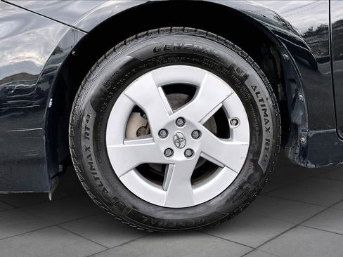 Used 2010 Toyota Prius Five image 9