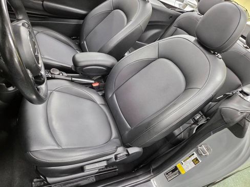 Used 2019 MINI Cooper Convertible FWD image 21