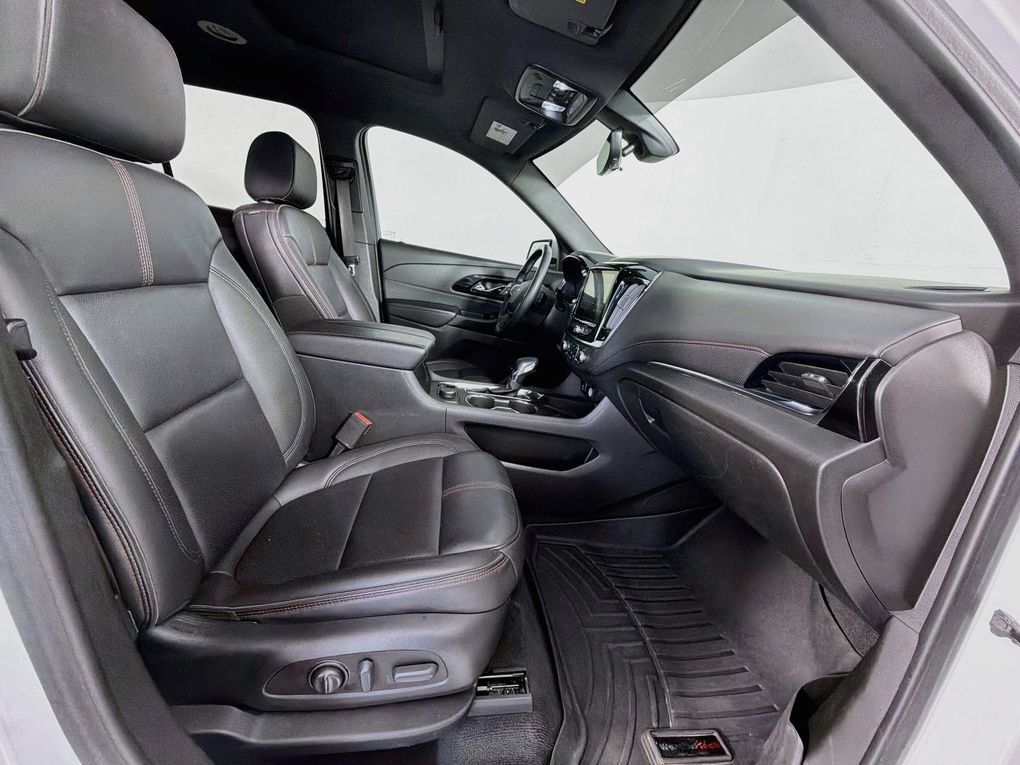 Used 2023 Chevrolet Traverse RS AWD/4WD image 30