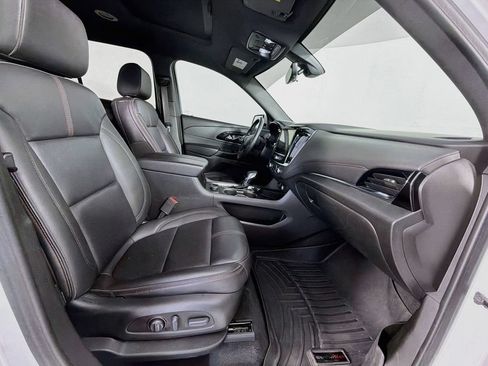 Used 2023 Chevrolet Traverse RS AWD/4WD image 30
