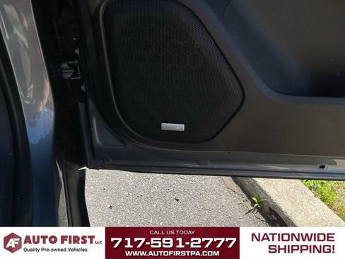 Used 2020 GMC Acadia SLT w/ LPO, Floor Liner Package AWD/4WD image 18