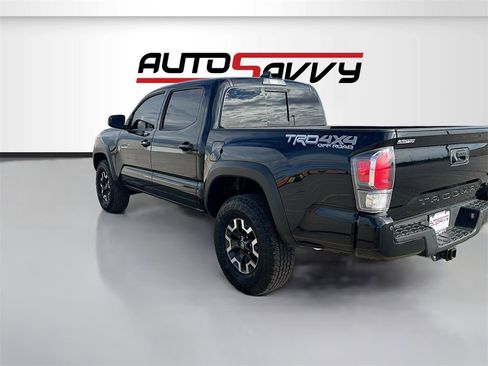 Used 2022 Toyota Tacoma TRD Off-Road image 5