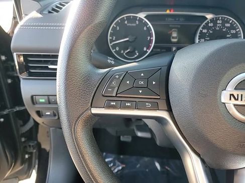 Used 2023 Nissan Sentra SV image 16