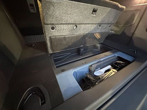 New 2025 Ford Bronco Outer Banks w/ Sasquatch Package image 68