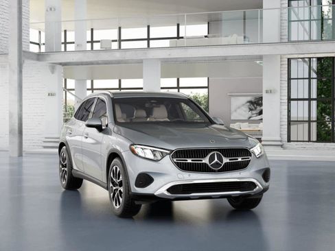 New 2025 Mercedes-Benz GLC 350e 4MATIC image 8