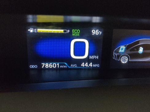Used 2019 Toyota Prius Limited w/ Premium Convenience Package FWD image 23