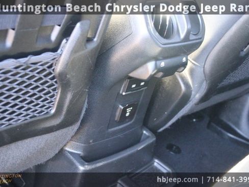 Used 2022 Jeep Wrangler Unlimited Rubicon 4xe image 35