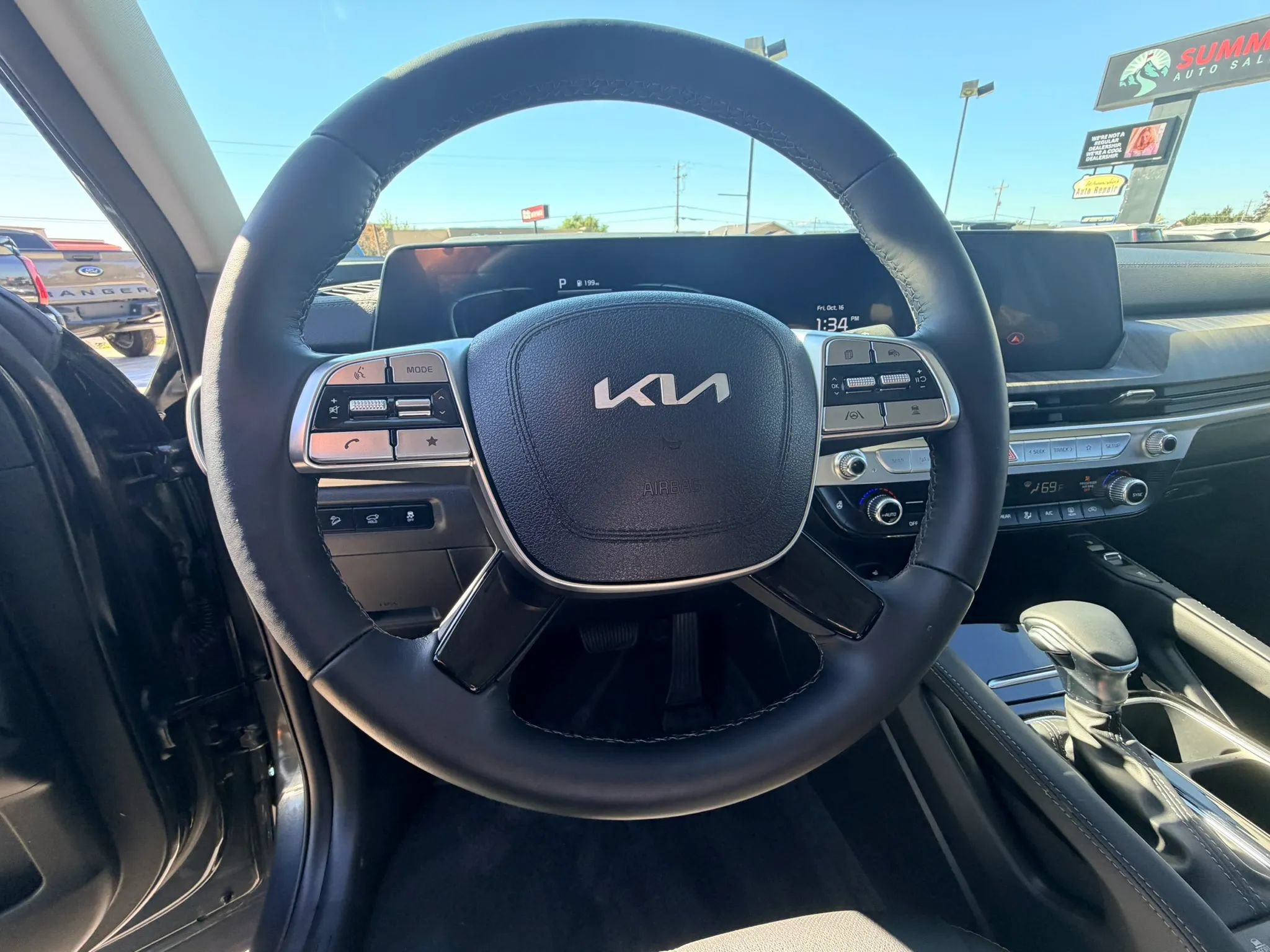 Used 2024 Kia Telluride EX AWD/4WD image 11