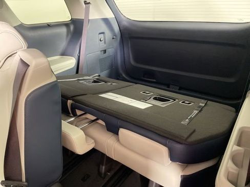 New 2026 Kia Carnival EX image 44