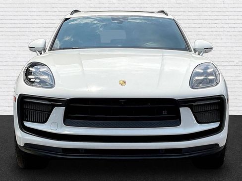 Used 2022 Porsche Macan S AWD/4WD image 2