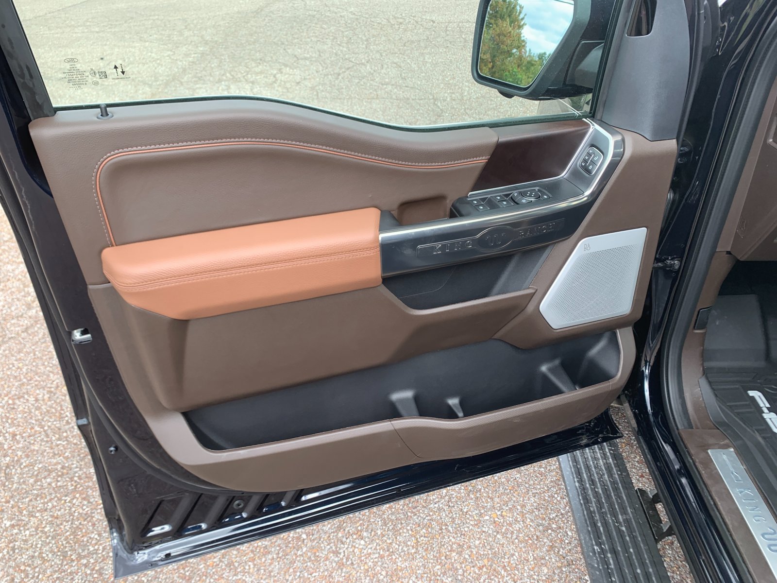 New 2026 Ford F150 King Ranch w/ Equipment Group 601A High AWD/4WD image 12