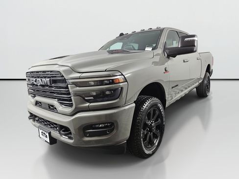 New 2026 RAM 2500 Laramie w/ Night Edition AWD/4WD image 8