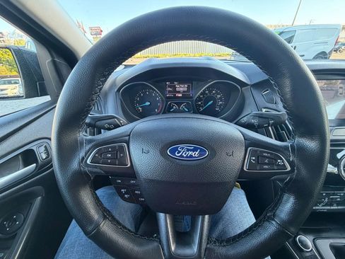 Used 2017 Ford Focus SEL w/ Interior Protection Package FWD image 34