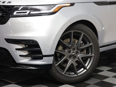 Used 2023 Land Rover Range Rover Velar R-Dynamic S image 3