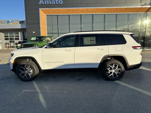 New 2025 Jeep Grand Cherokee L Limited image 9