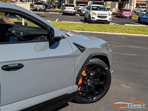 Used 2024 Lamborghini Urus Performante image 67
