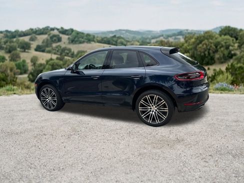 Used 2018 Porsche Macan AWD/4WD image 7