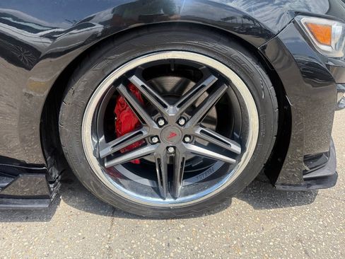 Used 2017 Ford Mustang GT w/ Black Accent Package image 12