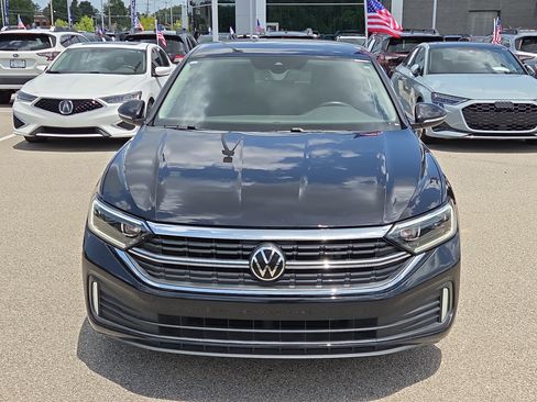 Used 2024 Volkswagen Jetta SEL FWD image 8