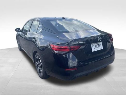 Used 2024 Nissan Sentra SV FWD image 4